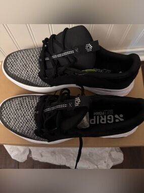 Men’s Puma Grip Fusion Mens Lace Up Golf Shoes Size 12 US New In Box Black Gray